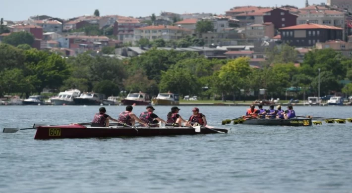 ’Haliç Su Sporları’na renkli açılış