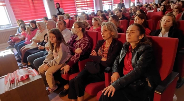 Üreğil Mesleki ve Teknik Anadolu Lisesi'nde Cumhuriyet coşkusu