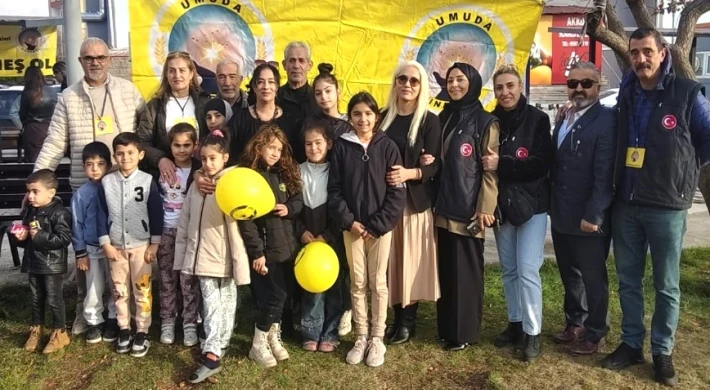 Depremzede vatandaşlara ve kadınlara umut olmaya devam ediyorlar