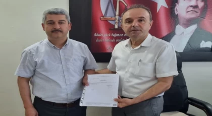 SAADET PARTİSİ HATAY İL BAŞKANI MAZBATASINI ALDI