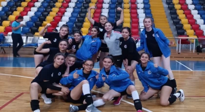 ANTAKYA BELEDİYESİ GSK KADIN VOLEYBOL TAKIMINDAN GALİBİYET