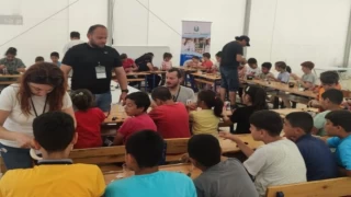 Depremzede çocuklar bilimin eğlenceli dünyası ile tanıştı