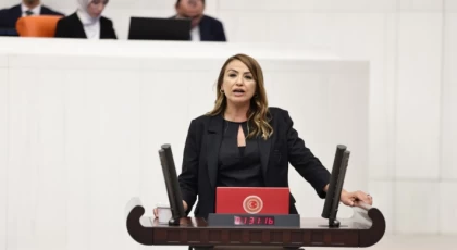 CHP'li Kara'dan depremzede eğitimcilere destek