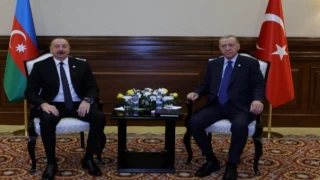 Cumhurbaşkanı Erdoğan, Zirve’de Aliyev’le görüştü
