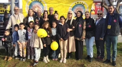 Depremzede vatandaşlara ve kadınlara umut olmaya devam ediyorlar