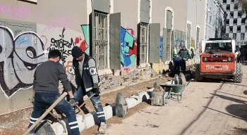 Konak Belediyesi’nden Alsancak’ta üst yapı hamlesi