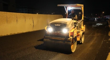 Antakya'da yol bakım ve onarım çalışmaları devam ediyor